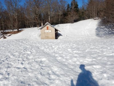 Vercors 2019 le 26 Février Le Cabane du pré Peyret depuis station de Rousset, DSCN9177