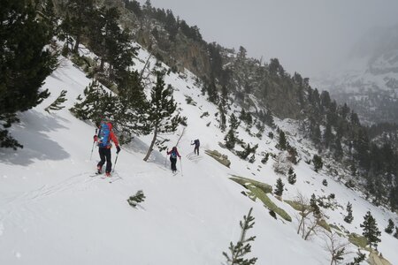 Raid ski de rando Encantats 2019, Traversée à flanc sous la neige
