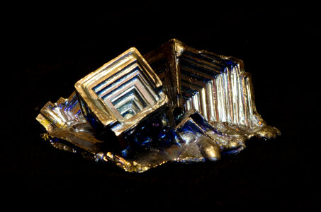Zèbres, bismuth