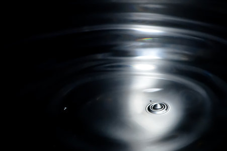 Gouttes d'eau, saturne