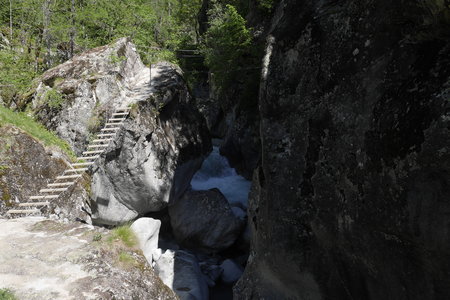 2019-06-01-via-ferrata-pelvoux, via-ferrata-ailefroide-pelvoux-alpes-aventure-2019-06-01-04