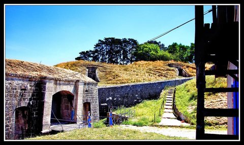 À travers la campagne, Campagne 06 - Fort du début du XXe s..jpg