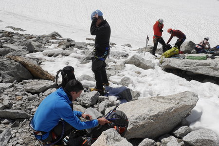2019-07-15-21-mont-blanc, ecole-de-glace-glacier-du-tour-alpes-aventure-2019-07-16-11