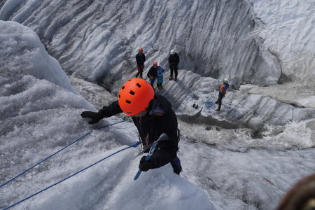 2019-07-29-08-04-mont-blanc, ecole-de-glace-glacier-du-tour-alpes-aventure-2019-07-30-68