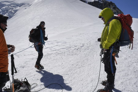 2019-07-29-08-04-mont-blanc, ascension-du-mont-blanc-alpes-aventure-2019-08-03-27