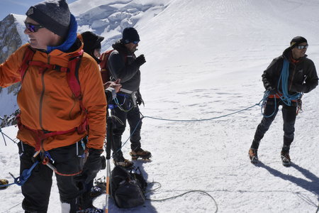 2019-07-29-08-04-mont-blanc, ascension-du-mont-blanc-alpes-aventure-2019-08-03-28