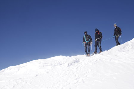 2019-07-29-08-04-mont-blanc, ascension-du-mont-blanc-alpes-aventure-2019-08-03-35