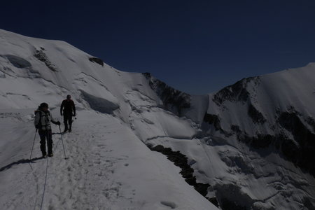 2019-07-29-08-04-mont-blanc, ascension-du-mont-blanc-alpes-aventure-2019-08-03-74