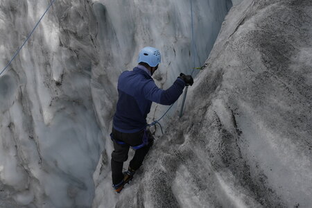 2019-08-26-09-01-mont-blanc, ecole-de-glace-glacier-du-tour-alpes-aventure-2019-08-27-17