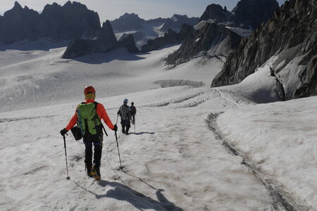 2019-08-26-09-01-mont-blanc, aiguille-du-tour-mont-blanc-alpes-aventure-2019-08-29-30
