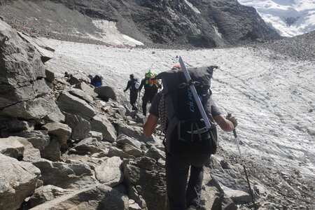 2019-08-26-09-01-mont-blanc, refuge-tete-rousse-alpes-aventure-2019-08-30-05