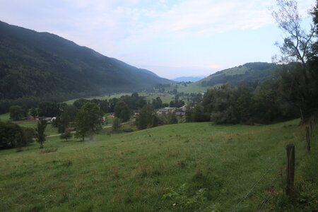 2019-0826 GR 738, Les Granges (886 m)