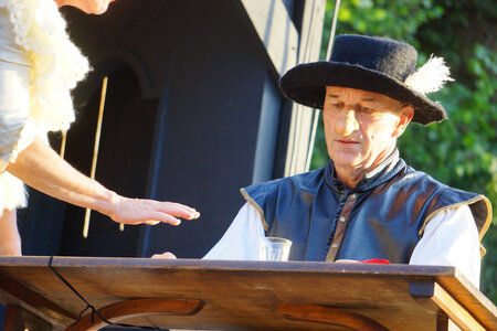Cyrano 2019 Acte 2, Acte2_SDevinat11