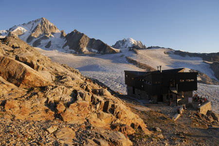 2019-09-02-08-mont-blanc, ecole-de-glace-glacier-du-tour-alpes-aventure-2019-09-03-104