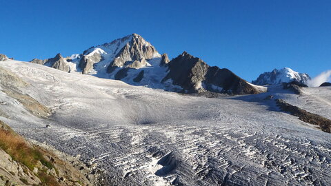 2019-09-02-08-mont-blanc, ecole-de-glace-francois-lacour-alpes-aventure-2019-09-03-112