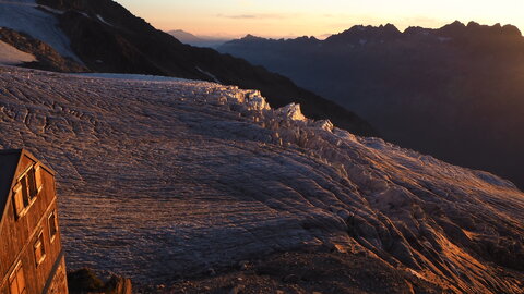2019-09-02-08-mont-blanc, ecole-de-glace-francois-lacour-alpes-aventure-2019-09-03-159