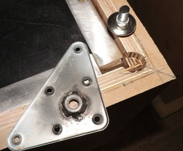 Test, Basse_Detail_Pied