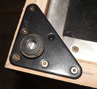 Test, Basse_Detail_Pied2