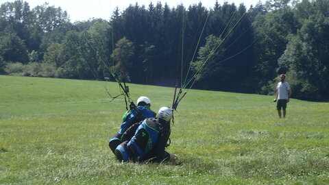 Saut de Bastien et Noé, P9150269