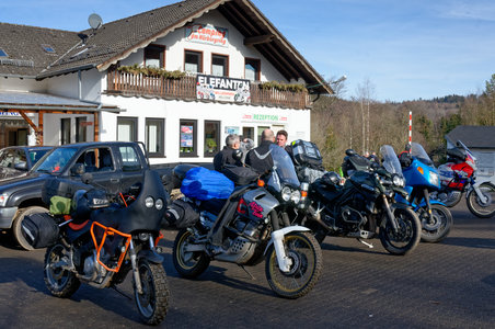 2019-02-15 Elefanten, 2019-02-17_DSC_8174_DxO