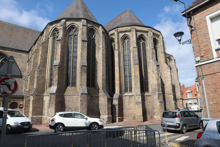 2019_0906 sentier côtier de Bray-Dunes à Etaples, IMG_0745 bergues - eglise st martin_z