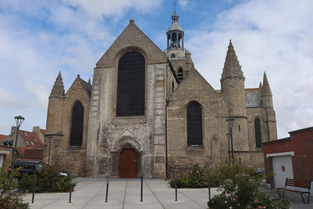 2019_0906 sentier côtier de Bray-Dunes à Etaples, IMG_0777 bourbourg - eglise st jean baptiste_z