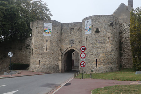 2019_0906 sentier côtier de Bray-Dunes à Etaples, IMG_0964 porte gayole - boulogne_z