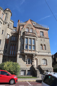 2019_0906 sentier côtier de Bray-Dunes à Etaples, IMG_1072 hotel de ville du touquet_z