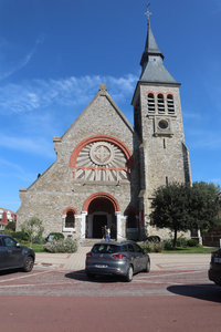 2019_0906 sentier côtier de Bray-Dunes à Etaples, IMG_1076 eglise ste jeanne d arc - le touquet_z