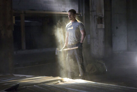 Arrow - Stills 101 - Pilot, Stephen Amell as Arrow