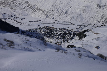 2020-02-03-07-andermatt, ski-andermatt-gutsch-gemsstock-alpes-aventure-2020-02-06-30