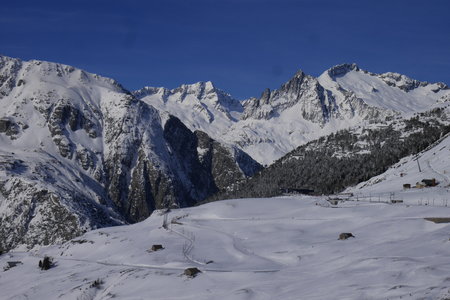 2020-02-03-07-andermatt, ski-andermatt-gutsch-gemsstock-alpes-aventure-2020-02-06-33