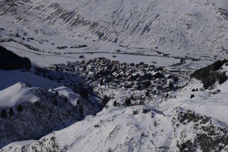 2020-02-03-07-andermatt, ski-andermatt-gutsch-gemsstock-alpes-aventure-2020-02-06-34
