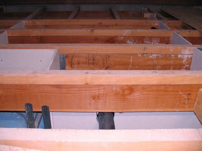 2012-07 construire à st Prim, 131031 caisson-vmc02.JPG