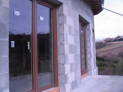 2012-07 construire à st Prim, 130206 menuis06