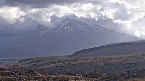 Nouvelle Zélande, novembre à janvier 2019-20, _1280432 raw Ruapehu  2800m  depuis Oturere campsite  Tongariro NP  ile du nord