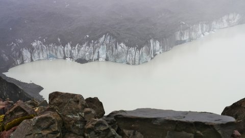 Nouvelle Zélande, novembre à janvier 2019-20, _1270502 raw Tasman Glaciar  depuis Ball Shelter Track  Tasman Valley  Aoraki Mt Cook  ile du sud