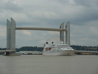 Bordeaux, Pont Chaban Delmas