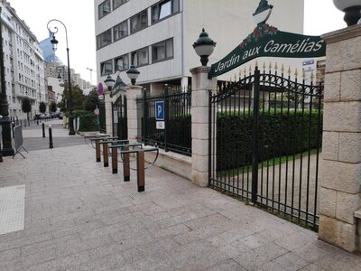 Stationnements vélos, Jardin aux camélias