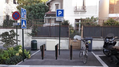 Stationnements vélos, Rouger de Lisle  gare 