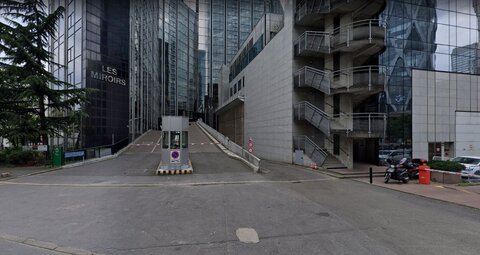 Pistes cyclables, La Défense iti X.1