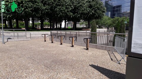Stationnements vélos, Esplanade velo park 2