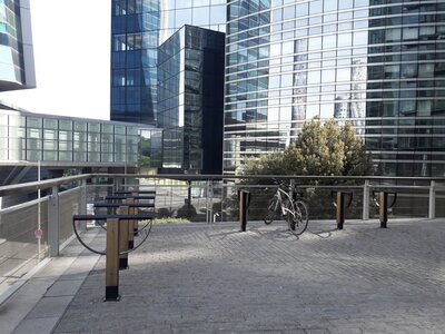 Stationnements vélos, Valmy Basalte