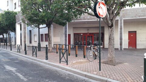 Stationnements vélos, Voltaire maternelle 1