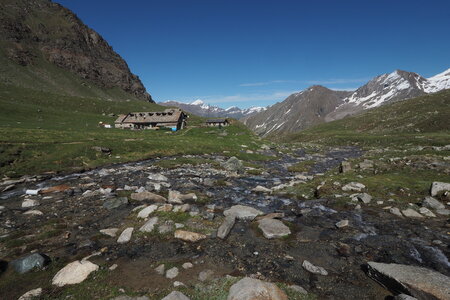 2020-06-21-26-grand-paradis, refuge-vittorio-sella-alpinisme-alpes-aventure-guillaume-2020-06-21-11