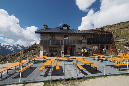 2020-06-21-26-grand-paradis, montee-refuge-chabod-alpinisme-alpes-aventure-guillaume-2020-06-24-19