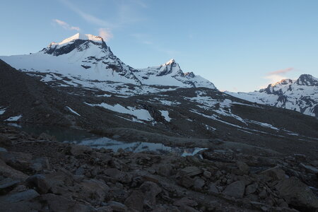 2020-06-21-26-grand-paradis, descente-refuge-vittorio-emanuele-alpinisme-alpes-aventure-guillaume-2020-06-26-01