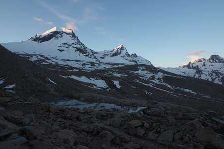 2020-06-21-26-grand-paradis, descente-refuge-vittorio-emanuele-alpinisme-alpes-aventure-guillaume-2020-06-26-02