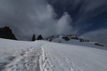 2020-06-29-07-03-meije, montee-refuge-aigle--alpinisme-alpes-aventure-2020-07-01-20