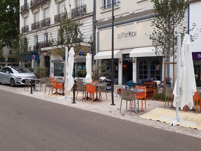 AMENAGEMENTS Transitoires ACT, placeMicheletTours_Terrasse